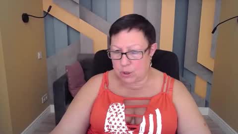 Snapshot of barbaraturners chatting on 10/06/25, 07:44 barbaraturners online show from 10/06/25, 07:44