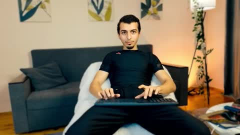 John online show from 11/30/25, 07:34