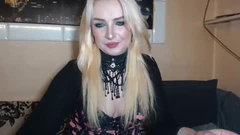 Snapshot of barbarissssska chatting on 04/05/26, 05:04 Victoria online show from 04/05/26, 05:04