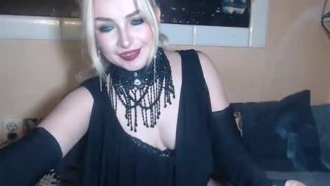 Snapshot of barbarissssska chatting on 05/08/26, 11:54 Victoria online show from 05/08/26, 11:54