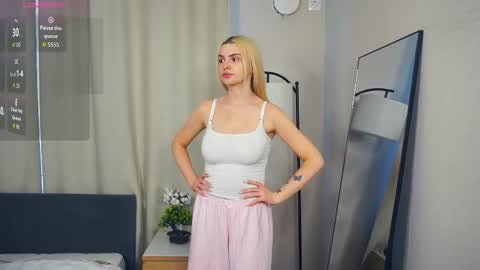 Mikki online show from 02/04/26, 07:58