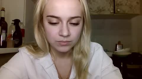 Snapshot of barbie___girl chatting on 02/13/26, 07:21 barbie___girl online show from 02/13/26, 07:21