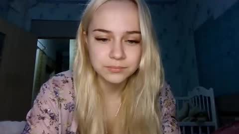 Snapshot of barbie___girl chatting on 02/15/26, 07:51 barbie___girl online show from 02/15/26, 07:51