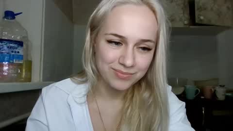 Snapshot of barbie___girl chatting on 02/25/26, 07:56 barbie___girl online show from 02/25/26, 07:56