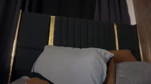 Snapshot of barbie_aiko chatting on 10/22/25, 07:13 A I K O online show from 10/22/25, 07:13