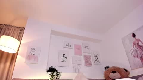 Snapshot of barbie_ev chatting on 02/12/25, 08:59 Barbara online show from 02/12/25, 08:59