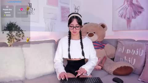 Snapshot of barbie_ev chatting on 02/23/25, 05:01 Barbara online show from 02/23/25, 05:01