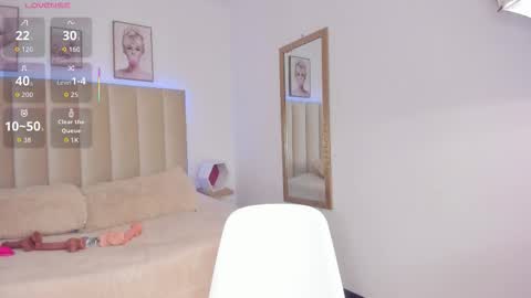 Snapshot of barbie_ev chatting on 09/09/25, 04:45 Barbara online show from 09/09/25, 04:45