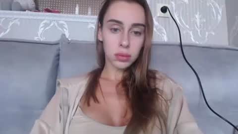 Snapshot of barbie_giirls_ chatting on 10/16/25, 08:26 Kate online show from 10/16/25, 08:26