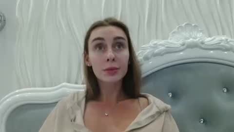 Snapshot of barbie_giirls_ chatting on 04/13/26, 06:46 Kate online show from 04/13/26, 06:46