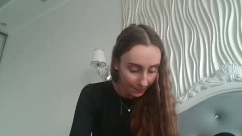 Snapshot of barbie_giirls_ chatting on 04/25/26, 03:53 Kate online show from 04/25/26, 03:53