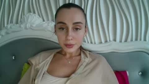 Snapshot of barbie_giirls_ chatting on 05/05/26, 04:59 Kate online show from 05/05/26, 04:59