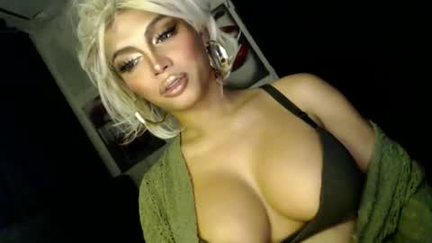 Snapshot of barbie_ivana chatting on 02/06/26, 11:41 barbei online show from 02/06/26, 11:41