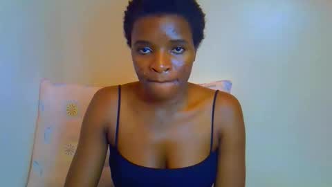 Snapshot of barbie_queen17 chatting on 03/13/26, 10:38 VEE online show from 03/13/26, 10:38