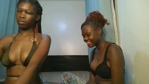 queen online show from 11/17/25, 08:58