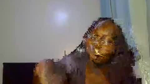 queen online show from 04/14/26, 11:00