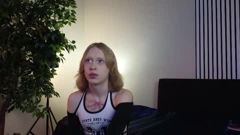 Snapshot of barbie_richy chatting on 10/17/25, 05:43 barbie_richy online show from 10/17/25, 05:43