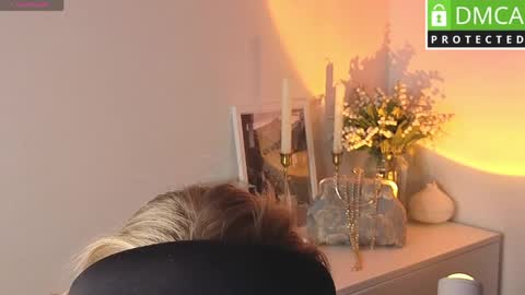 Snapshot of barbie_staze chatting on 04/10/26, 03:56 Barbie Staze online show from 04/10/26, 03:56