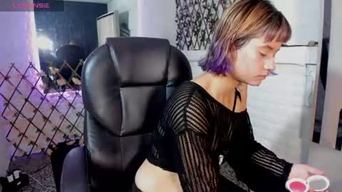 Snapshot of barbieambarx chatting on 07/18/26, 02:43 Barbie online show from 07/18/26, 02:43