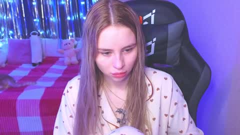 Eva online show from 12/30/24, 08:10