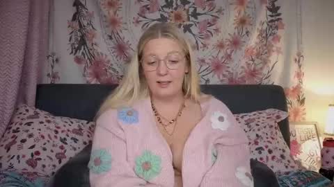 barbiegirl966 online show from 10/29/25, 09:05