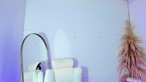 barbiegirl___ online show from 02/15/25, 08:33