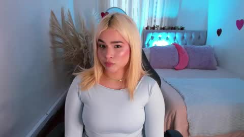 Snapshot of barbiehannab chatting on 02/20/26, 07:25 barbiehannab online show from 02/20/26, 07:25