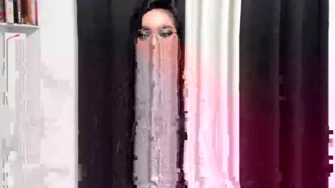 Issa Trap online show from 01/10/25, 06:49