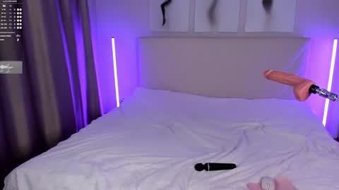  Emma online show from 10/06/25, 09:23