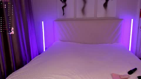  Emma online show from 02/04/26, 09:09