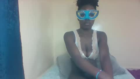 Snapshot of barbies_girles chatting on 10/27/25, 12:04 barbies_girles online show from 10/27/25, 12:04