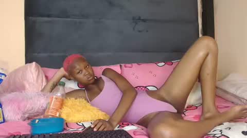 barbiex20 online show from 10/27/25, 08:24