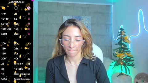 Snapshot of barbiie_scoth chatting on 12/22/24, 10:15 Barbie Scot online show from 12/22/24, 10:15