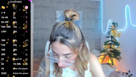 Snapshot of barbiie_scoth chatting on 12/29/24, 08:37 Barbie Scot online show from 12/29/24, 08:37