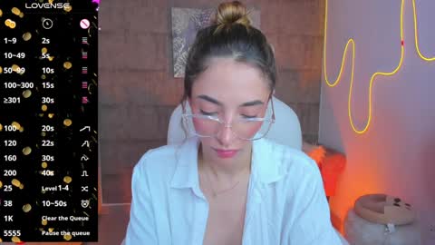 Snapshot of barbiie_scoth chatting on 01/19/25, 07:26 Barbie Scot online show from 01/19/25, 07:26