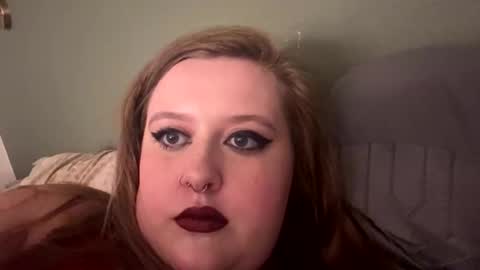 Snapshot of barefootbabydoll96 chatting on 04/12/26, 03:22 barefootbabydoll96 online show from 04/12/26, 03:22