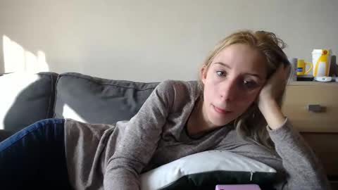 Lena online show from 03/06/25, 08:19