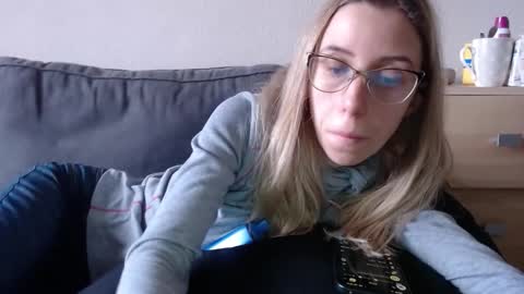 Snapshot of barelylegalblondy chatting on 02/02/26, 09:19 Lena online show from 02/02/26, 09:19