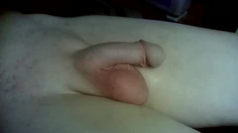 Snapshot of barenaked07 chatting on 12/13/24, 08:20 barenaked07 online show from 12/13/24, 08:20