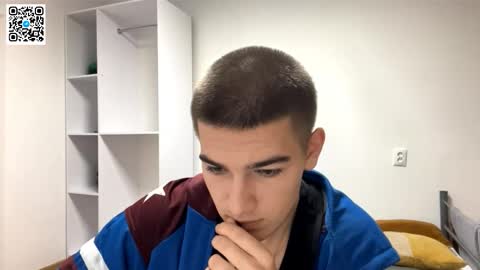 Snapshot of barepulse chatting on 11/24/25, 07:57 Eric online show from 11/24/25, 07:57