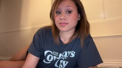 chicka online show from 07/18/26, 06:39
