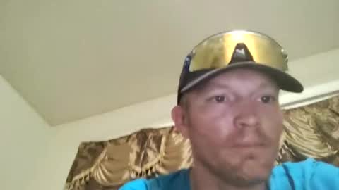 Snapshot of barniemay1 chatting on 07/26/26, 07:37 barniemay1 online show from 07/26/26, 07:37