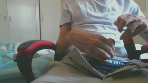 Snapshot of baronminuit69 chatting on 12/08/24, 04:25 baronminuit69 online show from 12/08/24, 04:25