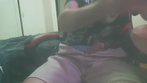 Snapshot of baronminuit69 chatting on 11/05/25, 10:37 baronminuit69 online show from 11/05/25, 10:37