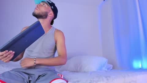 Snapshot of barrymichaels chatting on 01/06/25, 05:41 Bruce online show from 01/06/25, 05:41