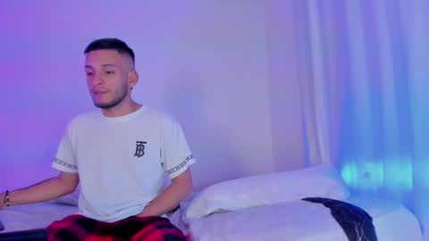 Snapshot of barrymichaels chatting on 09/26/25, 07:12 Bruce online show from 09/26/25, 07:12