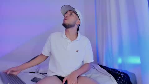 Snapshot of barrymichaels chatting on 10/12/25, 10:53 Bruce online show from 10/12/25, 10:53