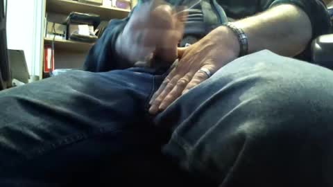 bartender3127 online show from 03/12/25, 06:11