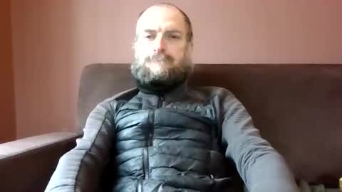 Snapshot of basiccamguy chatting on 02/13/26, 10:55 basiccamguy online show from 02/13/26, 10:55