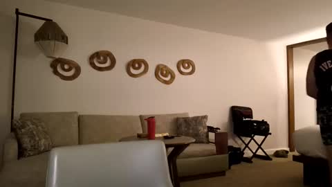 Jordan online show from 12/05/25, 06:44